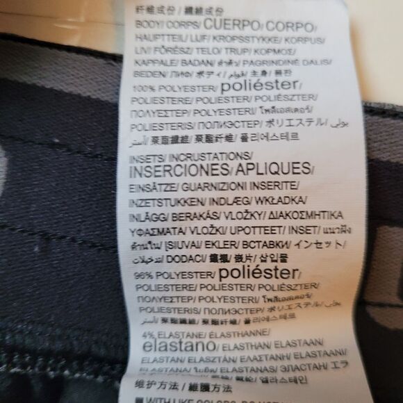 Under Amour Terry shorts - Picture 7 of 15